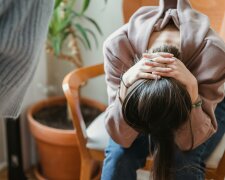 "Mąż zabiera mi całą wypłatę, bo twierdzi, że tylko on ma prawo decydować o pieniądzach": O wszystko muszę prosić, nawet o najtańsze podpaski