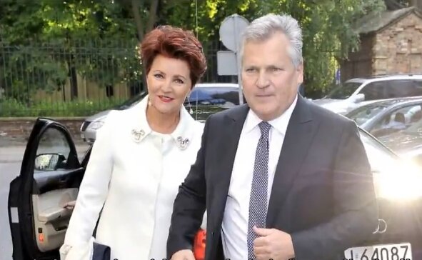Jolanta i Aleksander Kwaśniewscy na wyjątkowej fotografii sprzed lat. To był wyjątkowy dzień