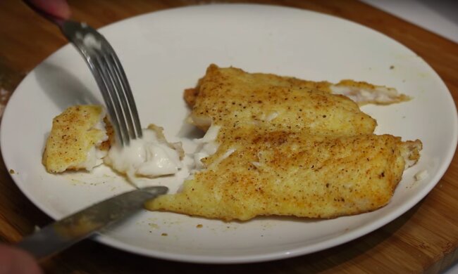 Lepiej uważaj na ten gatunek ryby! / YouTube:  How to Mealz