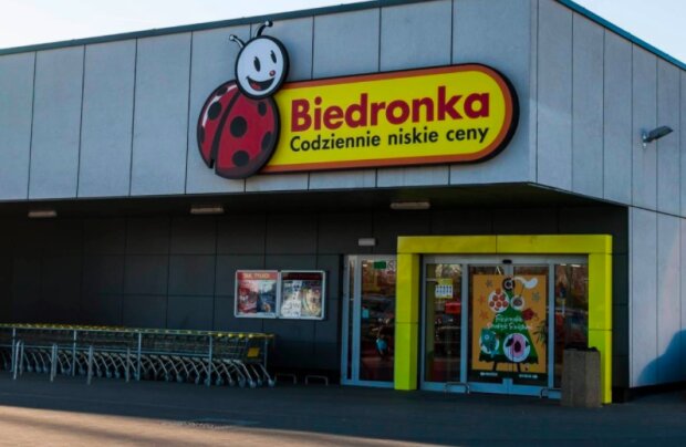Klienci Biedronki powinni uważać! /ppstatic.pl
