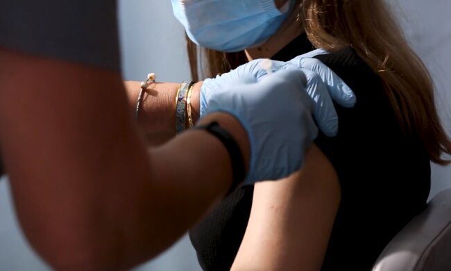 Szczepienia przeciw Covid-19/YouTube @TV UMCS