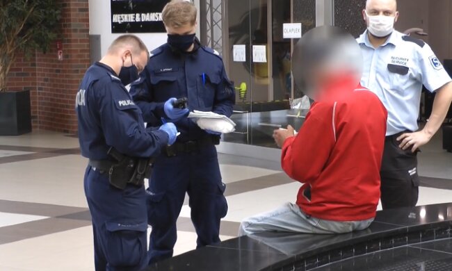 Za brak maseczki grozi nam mandat. W jakiej wysokości? Do tej pory ukarano ponad 19 tysięcy Polaków