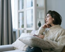 Z życia wzięte. "Moja mama wciąż daje pieniądze mojemu byłemu mężowi": To prawda, że wychowuje naszą córkę, ale wciąż nie potrafię tego zrozumieć