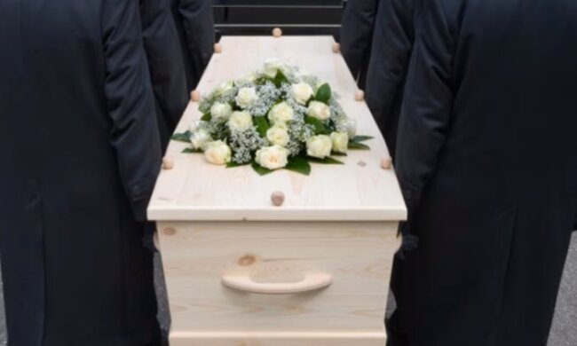 Ostatnie pożegnanie/YouTube @News In Minute