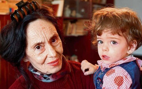 pierwsze dziecko w wieku 67 lat, screen Google