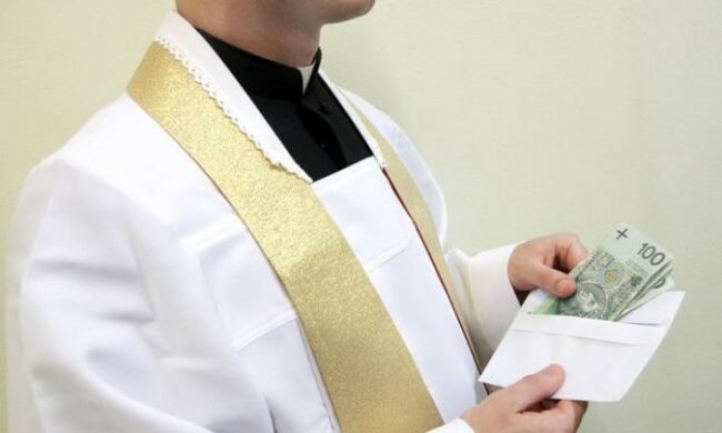 Wezwanie do zapłaty… z kościoła? Proboszcz z tej parafii chce egzekwować pieniądze od wiernych!