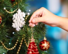 Kilka słów o ubieraniu choinki. Skąd się wzięła tradycja dekorowania świątecznego drzewka
