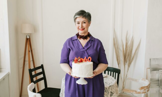 Z życia wzięte. "Mam 60 lat, a mój partner jest młodszy o 20 lat": Rodzina uznała mnie za wariatkę