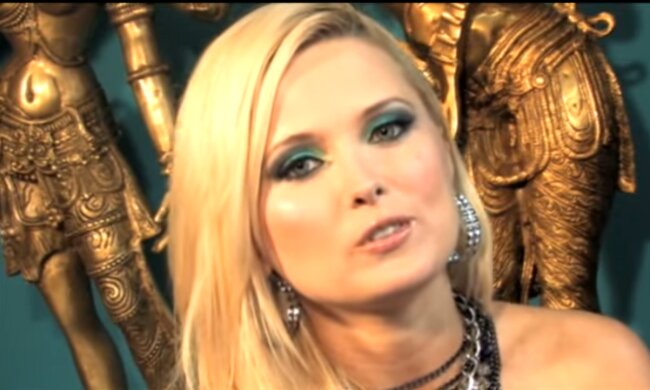 Gosia Andrzejewicz/YouTube @2MultiY