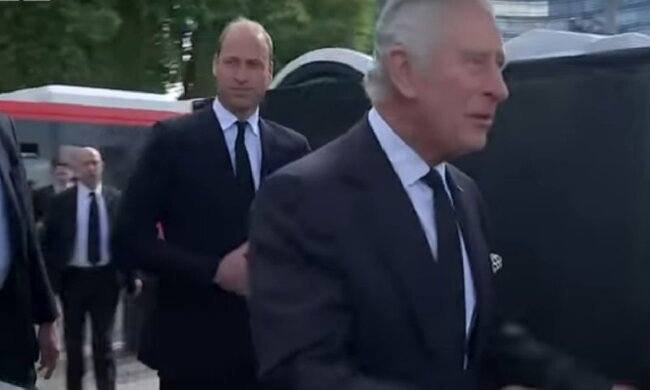 król Karol i książę William / YouTube: BBC News