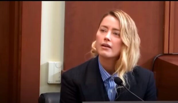 Amber Heard w sądzie/YouTube @naTemat.pl