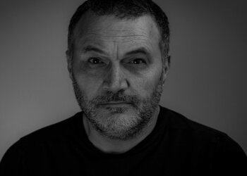 Z życia wzięte. "Ojciec na emeryturze zakochał się w młodszej kobiecie": Zostawił mamę po 35 latach i powiedział, że nie jesteśmy jego rodziną