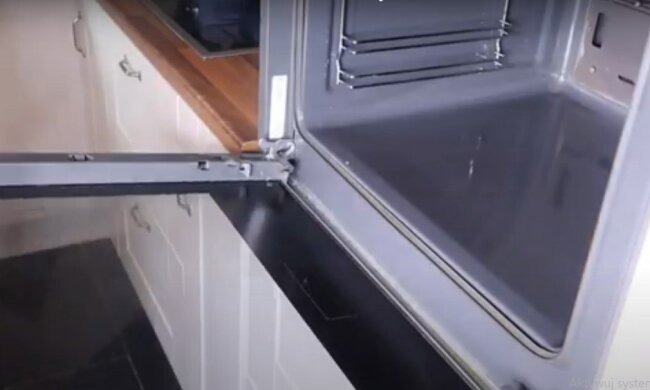 Jak szybko, tanio i skutecznie wyczyścić piekarnik. Domowe, naturalne sposoby, które nigdy nie zawodzą