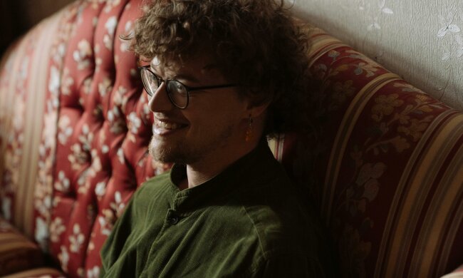 Z życia wzięte. "Mój mąż całe dnie spędza na kanapie z pilotem w ręku": Ja tyram od świtu do nocy, żeby miał co jeść