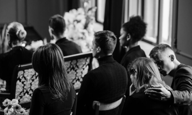 Z życia wzięte. Ojciec zostawił nam krótką wiadomość: „Mam jedną jedyną córkę”. Dopiero u notariusza zrozumiałyśmy, co chciał nam powiedzieć
