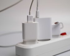 Tych urządzeń nie podłączaj razem do jednej listwy. Jeden błąd może skończyć się pożarem