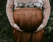 Z życia wzięte. "Moja 46-letnia matka jest w ciąży": Nie potrafię tego zaakceptować