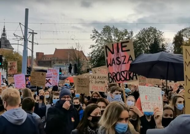 Gdańsk: dzisiaj w planach kolejne protesty przeciwko orzeczeniu TK. Gdzie i kiedy odbędą się w Trójmieście