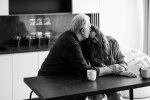 Z życia wzięte. "Mam 20 lat, a mój wybranek 50": Rodzina mówi, że to szaleństwo, ale oni nic nie rozumieją
