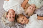 Z życia wzięte. "Zostawiałam dzieci z teściową, myśląc, że są bezpieczne": To, czym je straszyła, złamało mi serce
