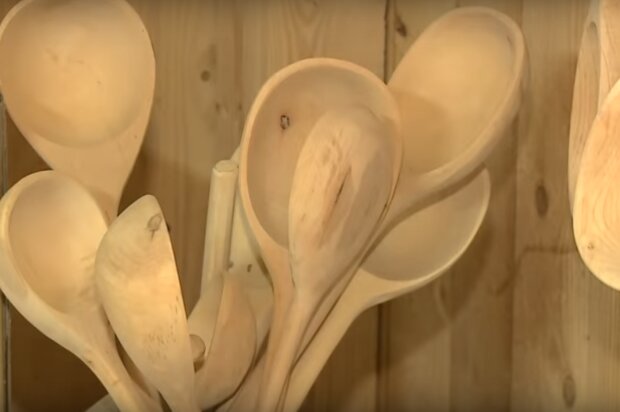 drewniane łyżki kuchenne