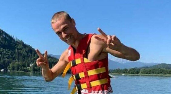 Piotr Żyła cieszy się wolnością. Co go łączy z Marceliną Ziętek