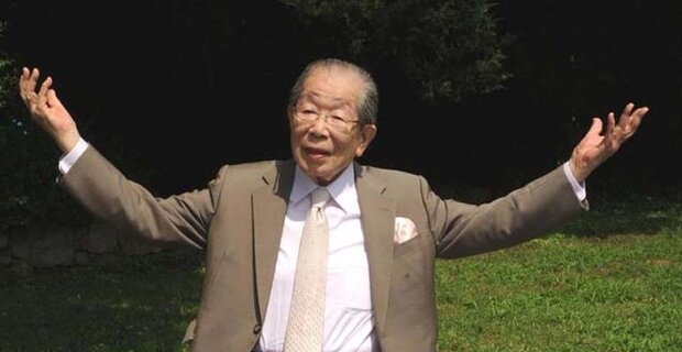 Sekrety długowieczności według 105-letniego lekarza. Cenne wskazówki, jak żyć długo i zdrowo