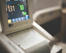 Tego nie rób między 11 a 16. Kardiolodzy ostrzegają przed groźnymi skutkami upału
