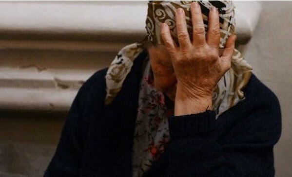 przyjaciółka zaopiekowała się babcią, screen Google