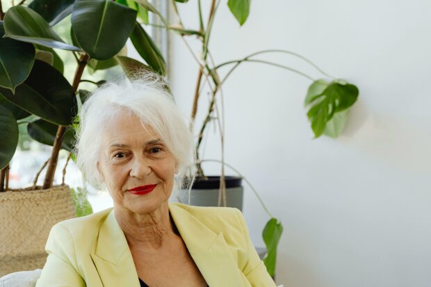 starsza Pani @pexels