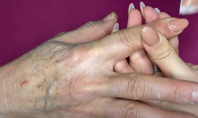 źródło: YouTube/Makeup Artist