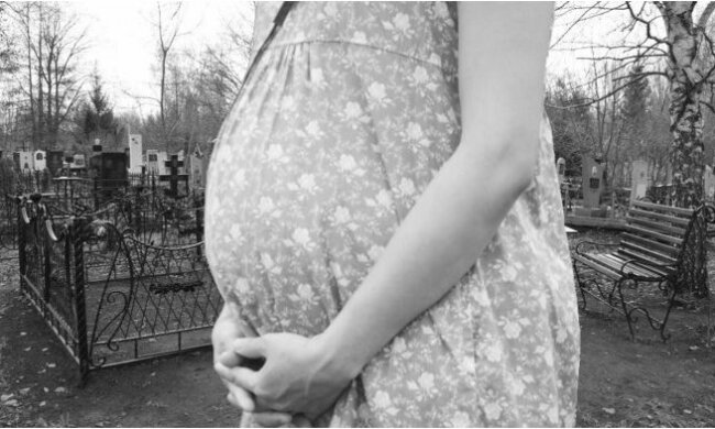 Kiedy została sama, okazało się, że jest w ciąży. Jej mąż nigdy się o tym nie dowiedział