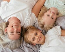 Z życia wzięte. "Zostawiałam dzieci z teściową, myśląc, że są bezpieczne": To, czym je straszyła, złamało mi serce
