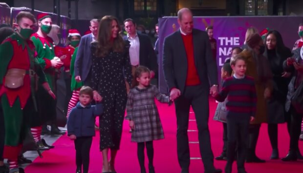 Księżna Kate i książę William z dziećmi / YouTube: The Royal Family Channel