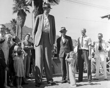 Pojawiło się wideo pokazujące, jak ogromny był Robert Wadlow - najwyższy człowiek w historii