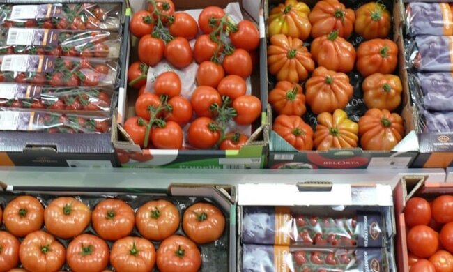 Pomidory. Źródło: warzywa.pl