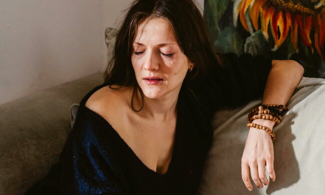 Z życia wzięte. "Syn postanowił mnie upokorzyć przy całej rodzinie": W obecności byłego męża czułam tylko wstyd