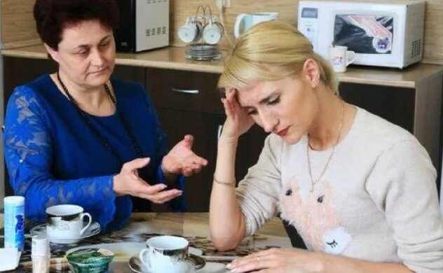 Rano obudziłam się, poszłam do kuchni i zobaczyłam, że moja teściowa jest w świetnym humorze