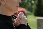 Z życia wzięte. "Kiedy zostałam wdową, myślałam, że większy ból mnie już nie spotka": Własne dzieci szybko udowodniły, jak bardzo się myliłam