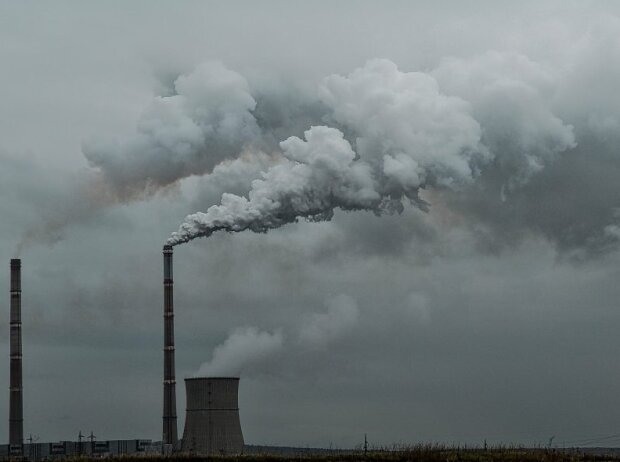 Czy za zanieczyszczanie powietrza czekają nas kary? Prezydent Andrzej Duda podjął decyzję