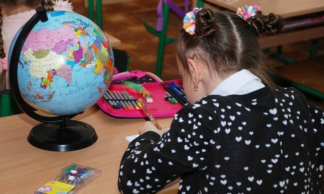 Szkoła/screen Pikist