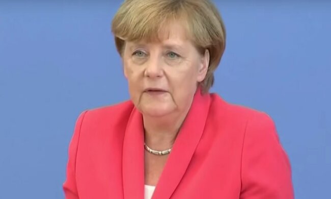Słynne zdjęcie z Putinem, Merkel i psem. Kanclerz Niemiec odniosła się do tamtej sytuacji po latach. O co chodzi