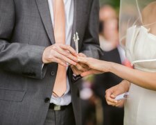 Z życia wzięte. "Byłem bogaty, ona biedna": Rodzice woleli się wstydzić niż przyjść na mój ślub