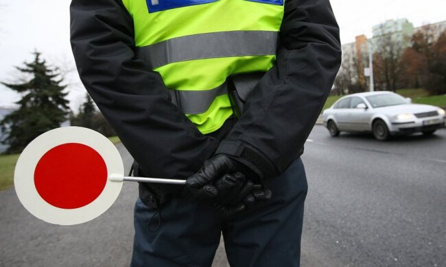 Od 1 stycznia kontrola drogowa będzie wyglądać zupełnie inaczej. Policjanci mają nowe obowiązki