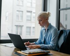 Z życia wzięte. "Moja żona całymi dniami pracuje zdalnie, a w domu panuje wieczny syf": Dłużej tak żyć nie potrafię