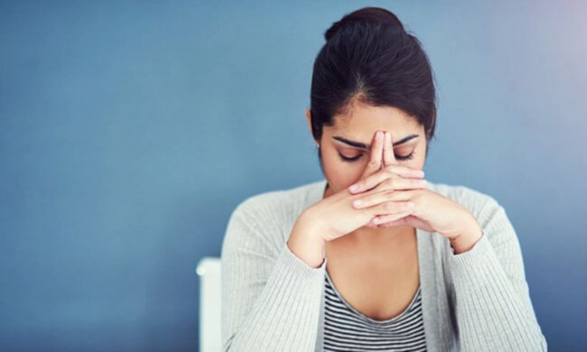 Kobieta/YouTube @Ploteczki