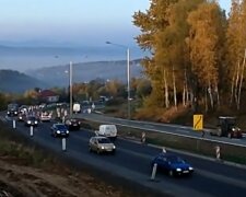 Małopolska: poważne zdarzenie drogowe na zakopiance. Służby i kierowcy informują o sporych utrudnieniach. Co się stało