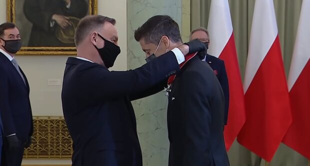 Andrzej Duda i Robert Lewandowski. Źródło: Youtube Prezydent.pl