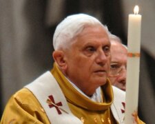 Benedykt XVI. Źródło: bialykruk.pl