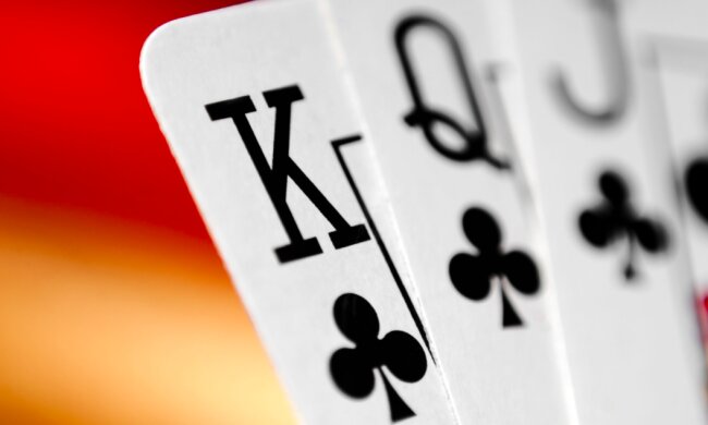 Czy karty określają Twój charakter? / media.daysoftheyear.com